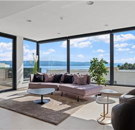 5 bedroom beachfront villa with heated pool near Omis, sleeps 9